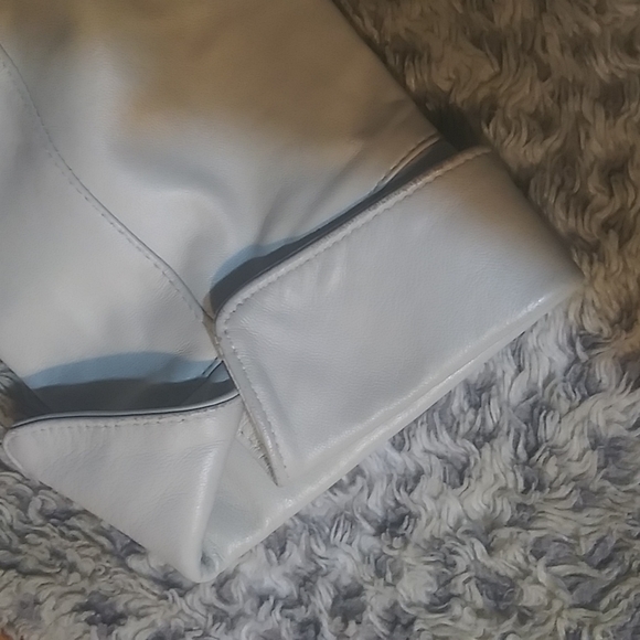 SOLD - Picture 6 of 7